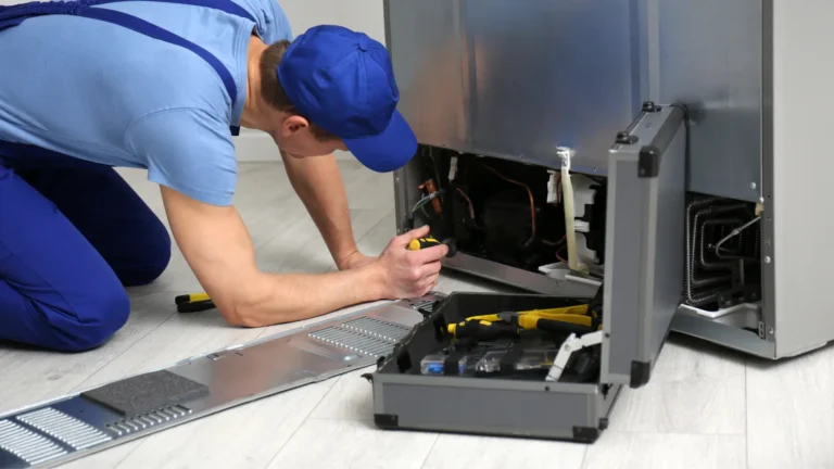 We Provide the Best Fridge Repairing Service in Delhi – RehmatAircon